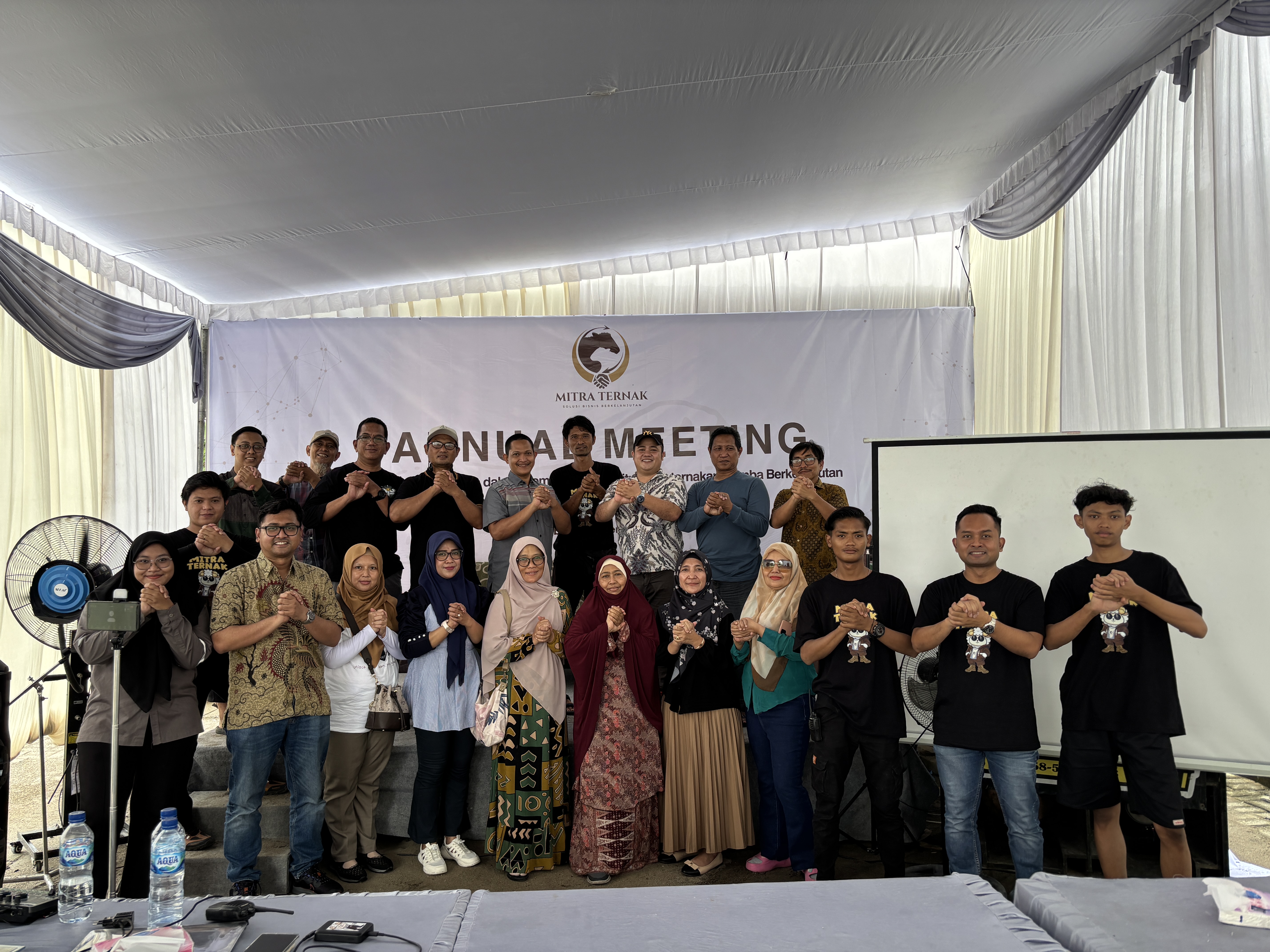 Kegiatan Sosial Media